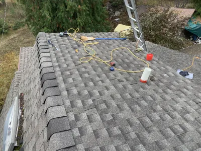 Shingle roof installation, Okanagan